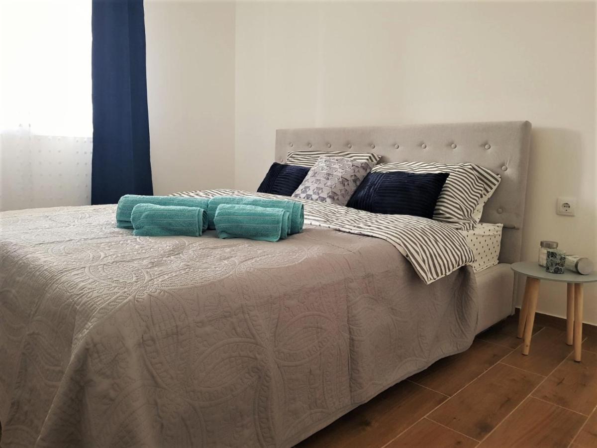 Apartman Astra Sremska Mitrovica Extérieur photo