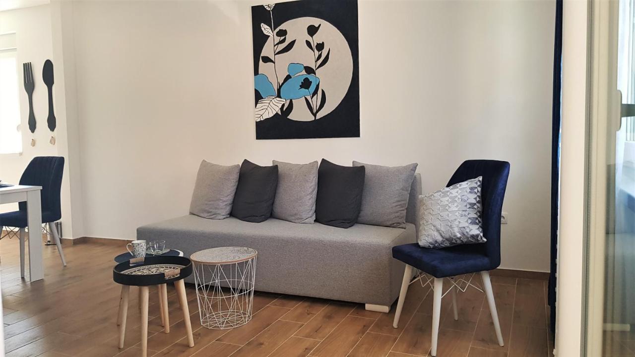 Apartman Astra Sremska Mitrovica Extérieur photo