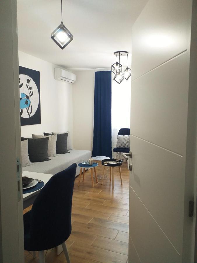 Apartman Astra Sremska Mitrovica Extérieur photo
