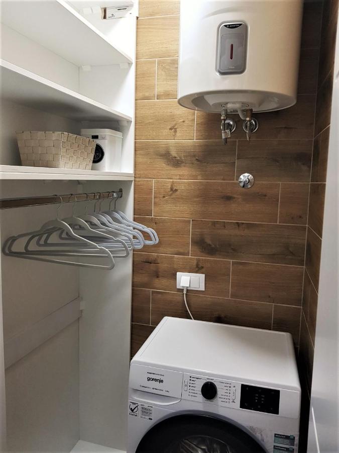 Apartman Astra Sremska Mitrovica Extérieur photo